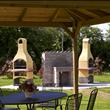 parco, veduta sui barbecue e gazebo