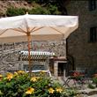 La terrazza davanti al bar