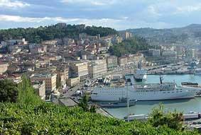Besuchen Ancona