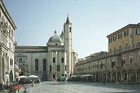 Besuchen Ascoli Piceno