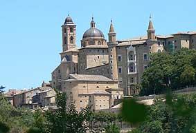 Besuchen Pesaro und Urbino